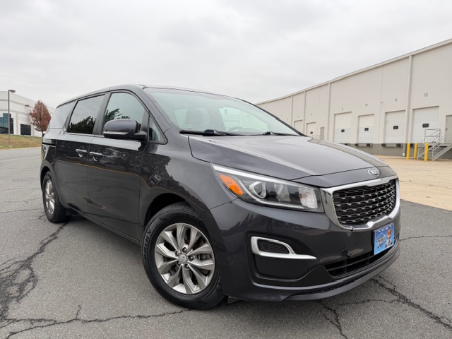 2019 KIA SEDONA LX