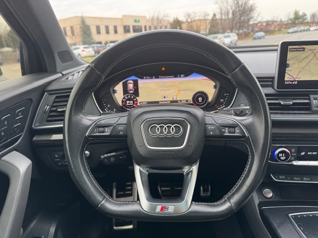 2018 Audi SQ5 Prestige photo 16