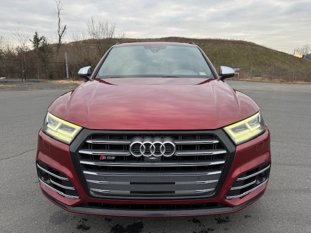 2018 Audi SQ5 Prestige photo 2