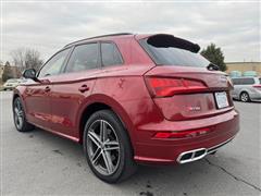 2018 Audi SQ5 Prestige photo 24