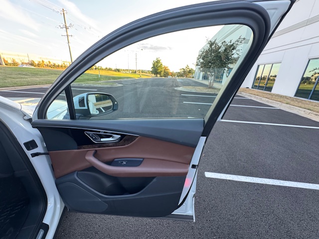 2017 Audi Q7 Premium Plus photo 25
