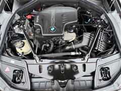 2016 BMW 5 Series 528i photo 40