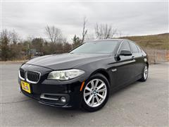 2016 BMW 5 Series 528i photo 23