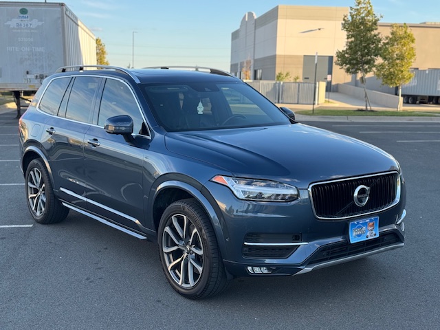 2018 Volvo XC90 Momentum photo 17
