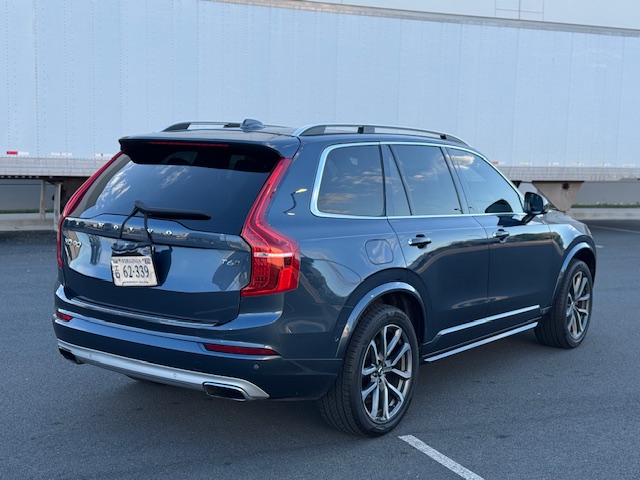 2018 Volvo XC90 Momentum photo 20