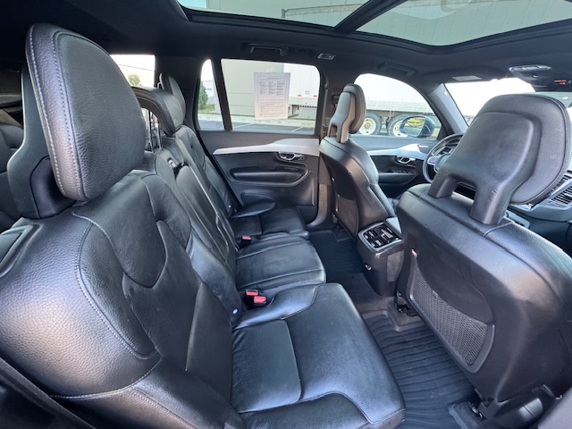 2018 Volvo XC90 Momentum photo 34