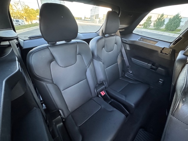 2018 Volvo XC90 Momentum photo 35