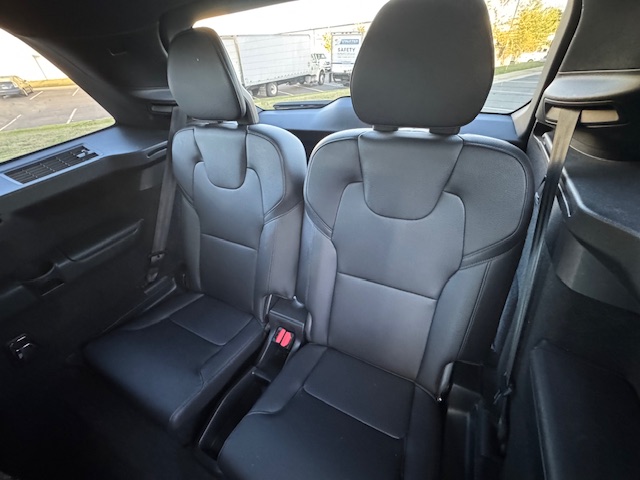 2018 Volvo XC90 Momentum photo 36