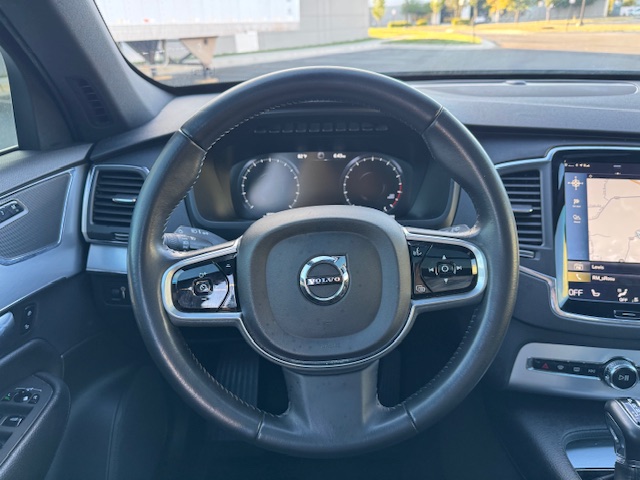 2018 Volvo XC90 Momentum photo 43