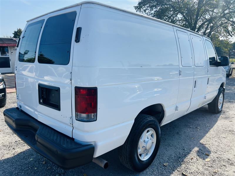 2011 Ford E-Series Econoline Van Commercial photo 6