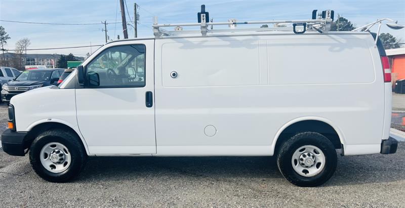 2013 Chevrolet Express Cargo Work Van photo 11