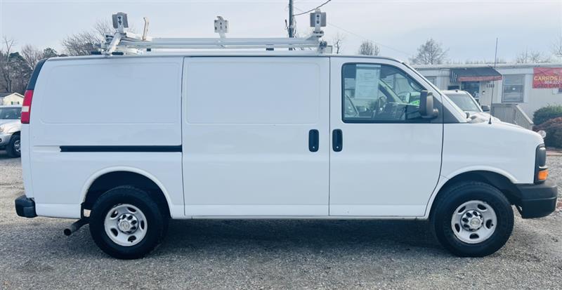 2013 Chevrolet Express Cargo Work Van photo 9