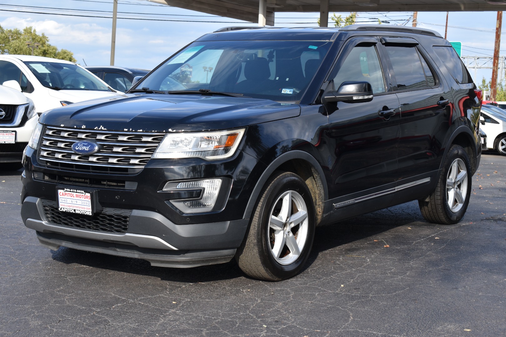 2016 Ford Explorer XLT's photo