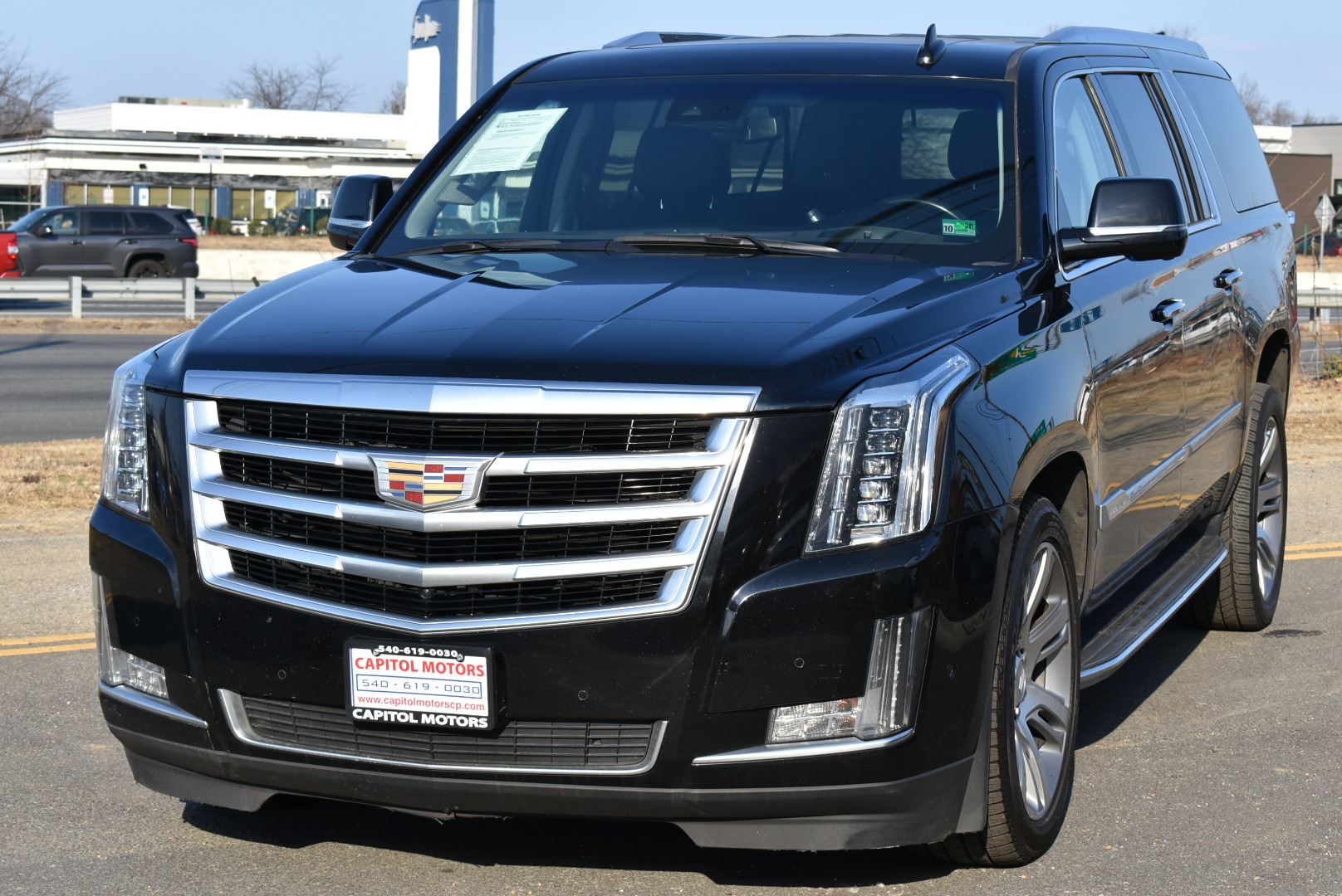 2019 Cadillac Escalade ESV Luxury's photo