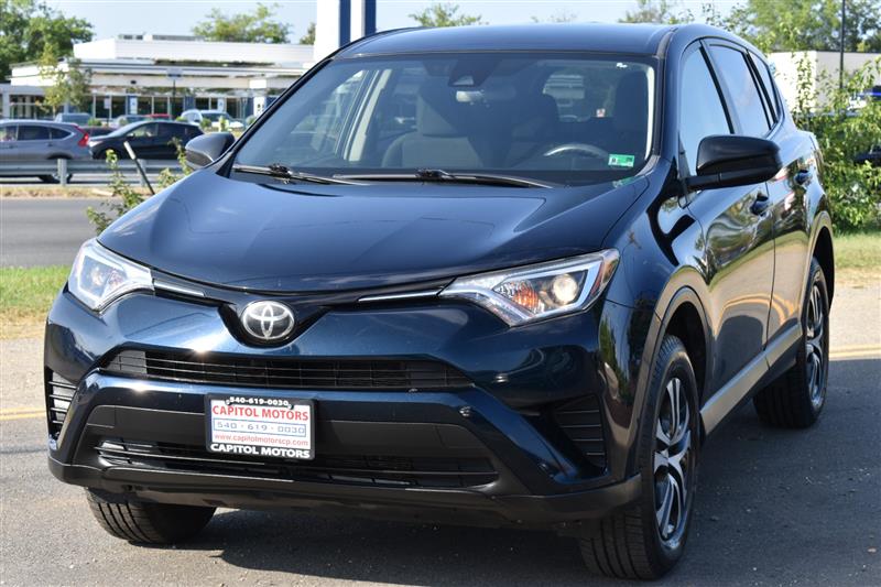 2018 TOYOTA RAV4 LE