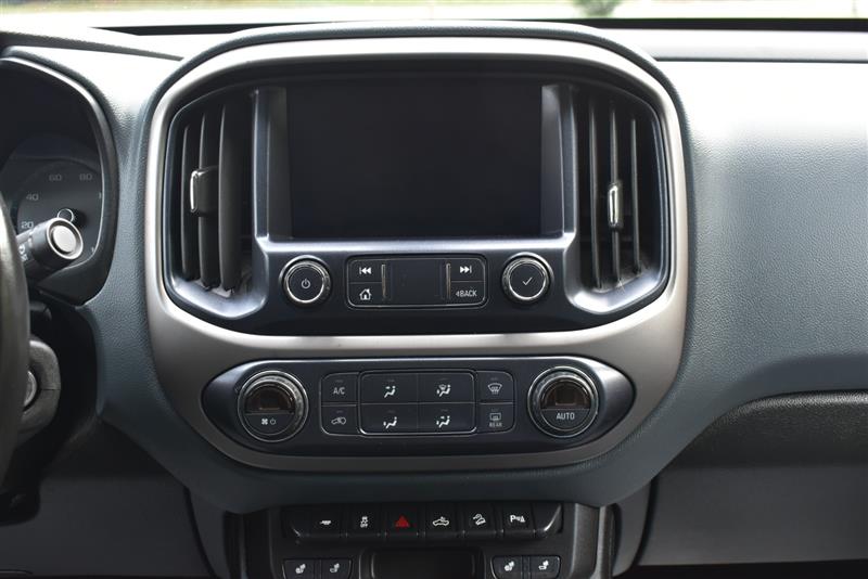 2020 Chevrolet Colorado Z71 photo 11
