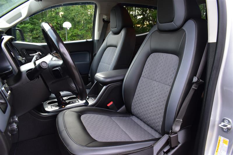 2020 Chevrolet Colorado Z71 photo 15