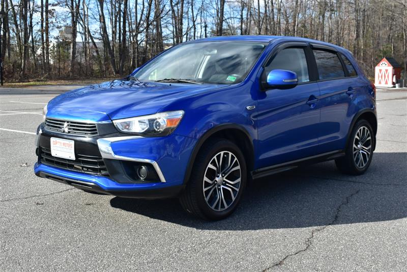 2017 Mitsubishi Outlander Sport ES's photo