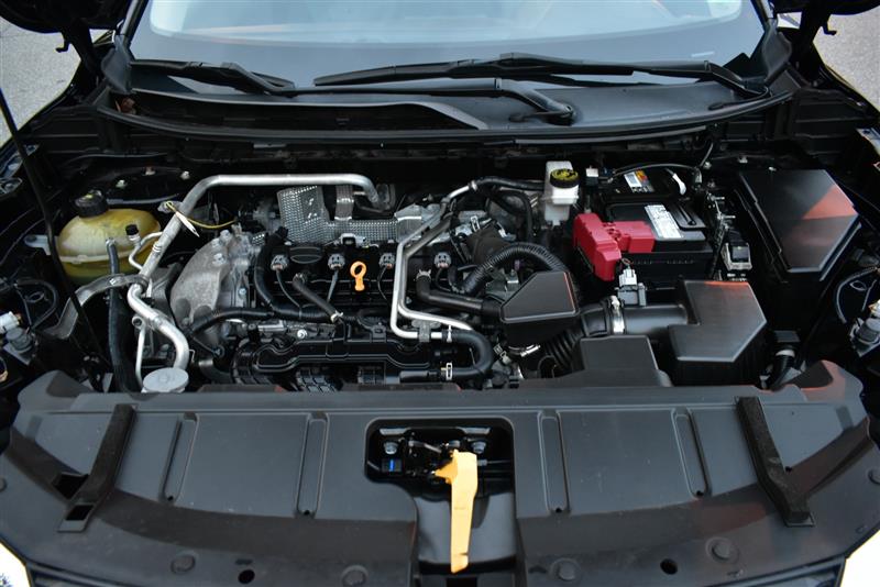 2021 Nissan Rogue SV photo 26
