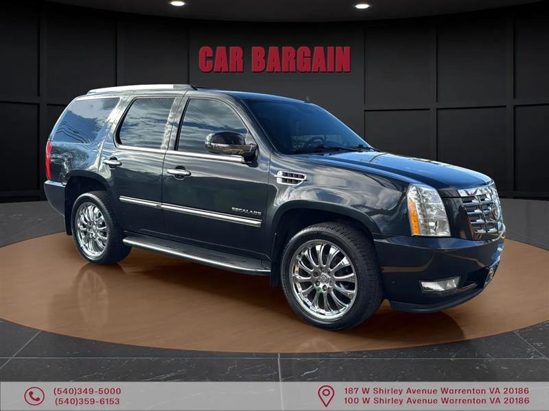 2011 Cadillac Escalade Base's photo
