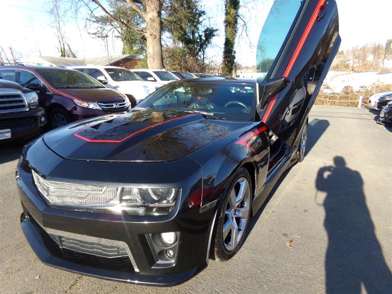 2011 CHEVROLET CAMARO 2SS w/1LE TRACK PERFORMANCE PACKAGE & MAGNETIC RIDE CONTROL