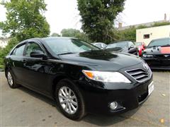 2010 TOYOTA CAMRY XLE - NAVIGATION - LEATHER
