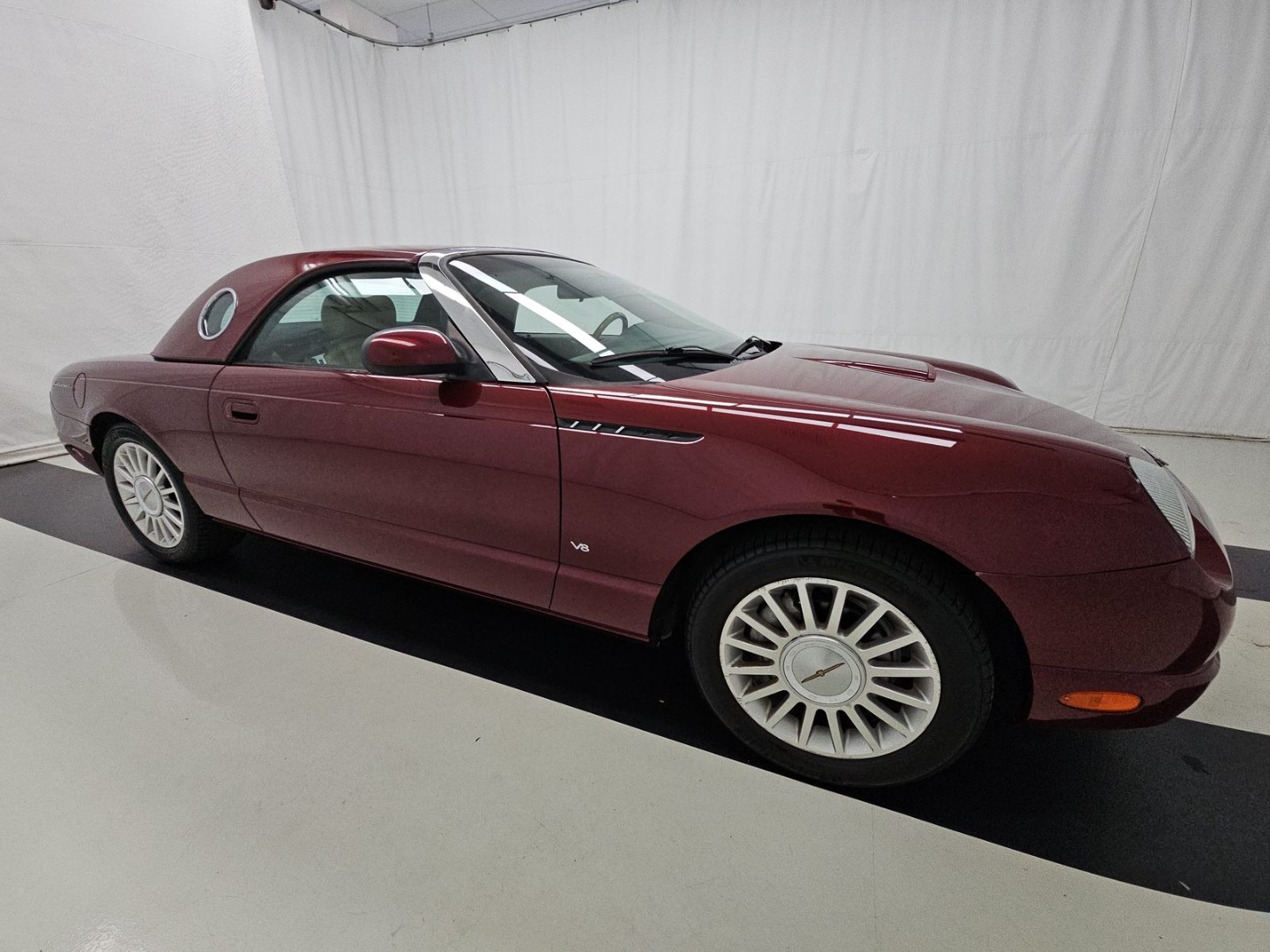 2004 Ford Thunderbird
