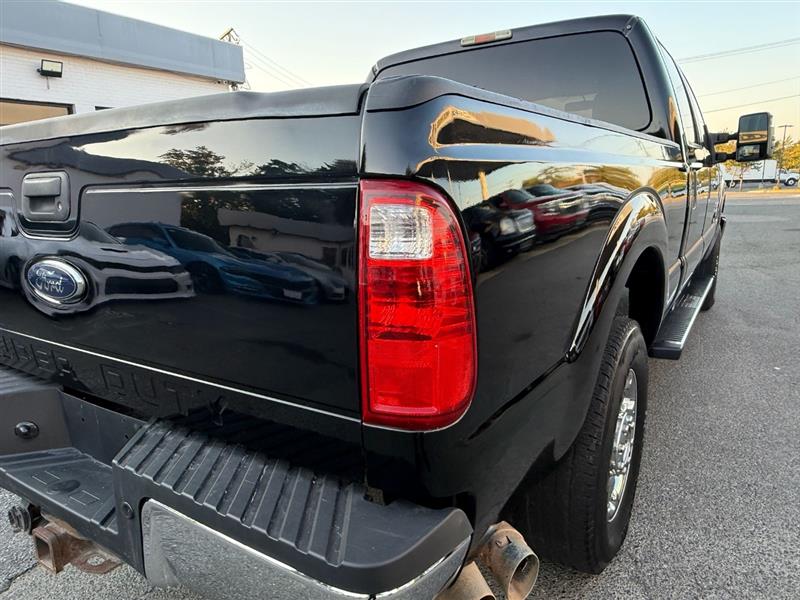 2015 Ford F-250 XLT photo 8