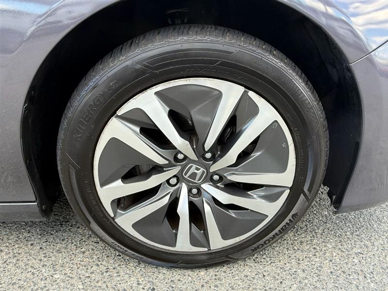 2018 Honda Accord Hybrid EX-L photo 16