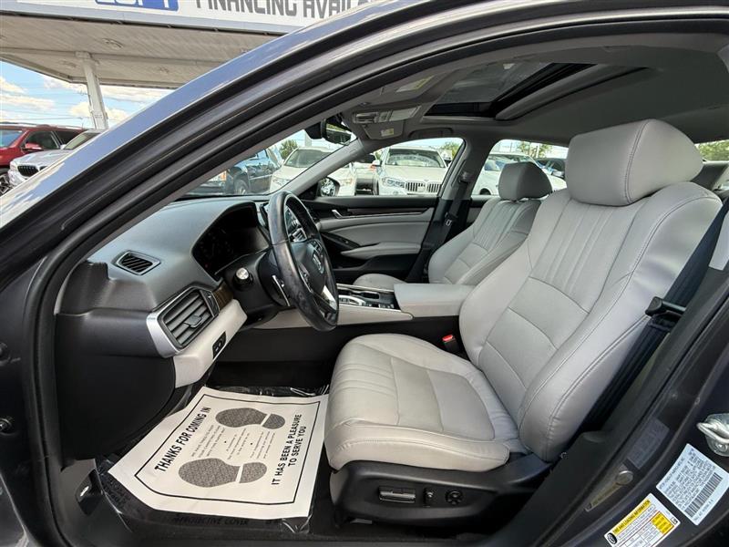 2018 Honda Accord Hybrid EX-L photo 22