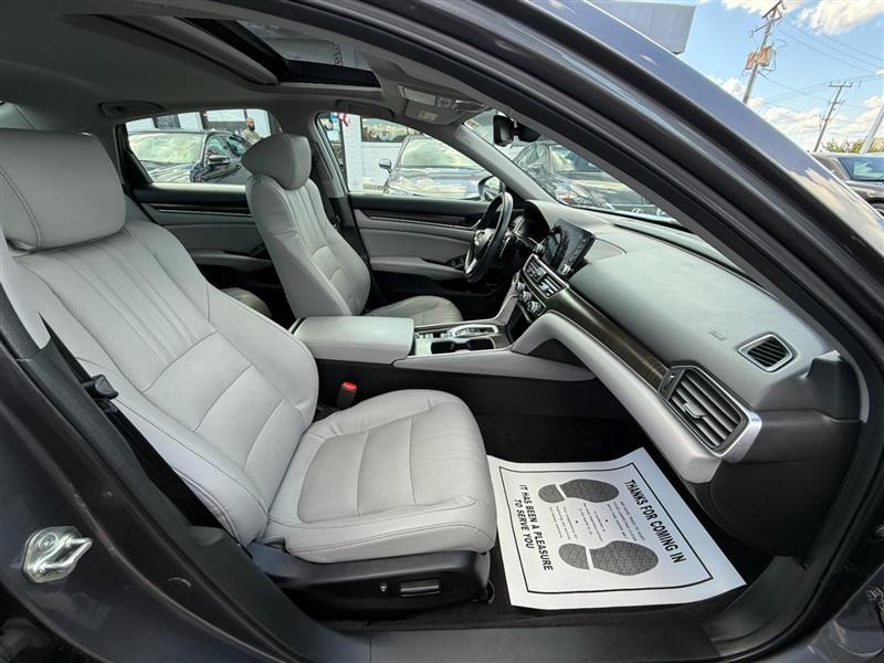 2018 Honda Accord Hybrid EX-L photo 27