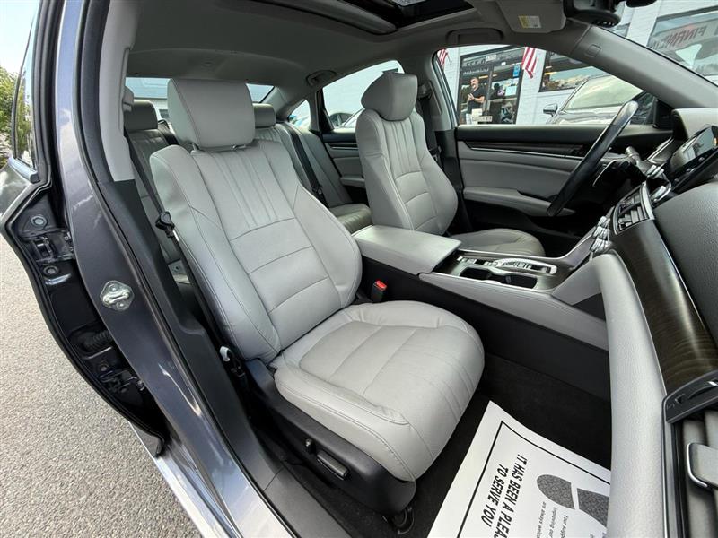 2018 Honda Accord Hybrid EX-L photo 29