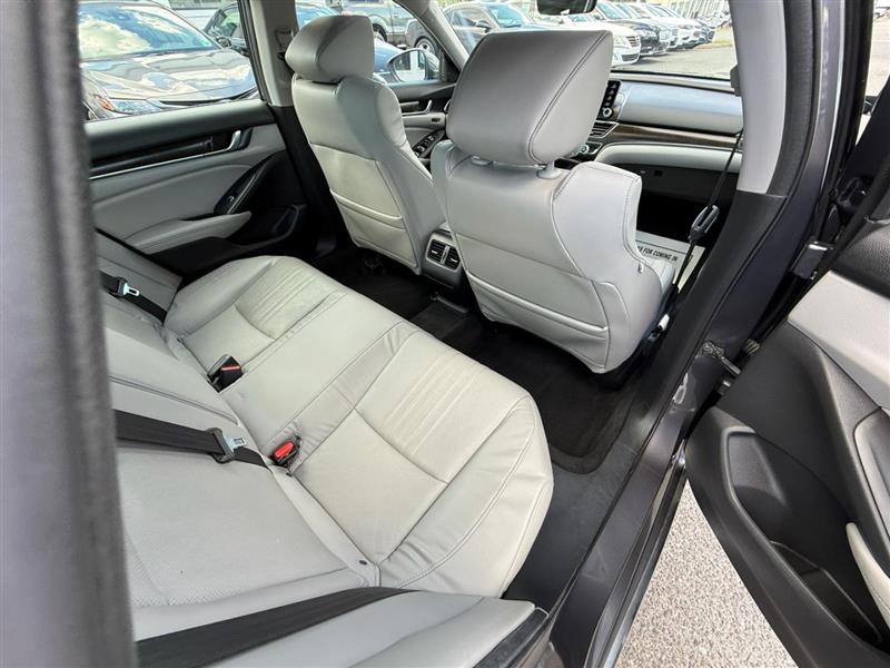 2018 Honda Accord Hybrid EX-L photo 31