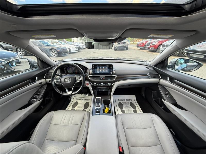 2018 Honda Accord Hybrid EX-L photo 32