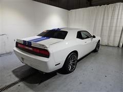 2011 DODGE CHALLENGER SRT 392