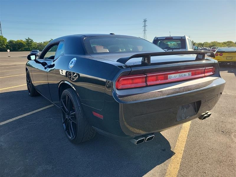 2014 Dodge Challenger R/T Plus photo 5