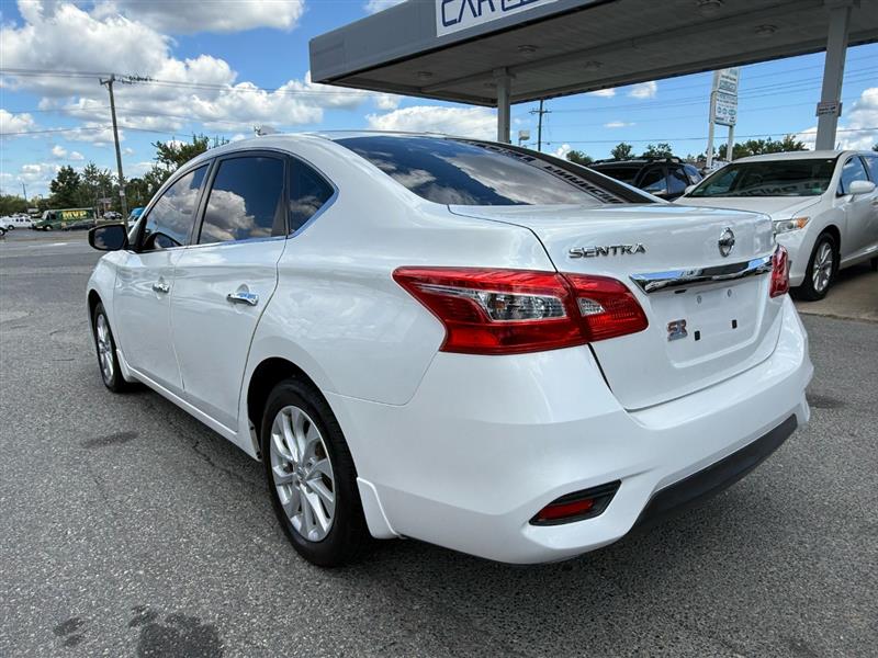 2019 Nissan Sentra SV photo 12