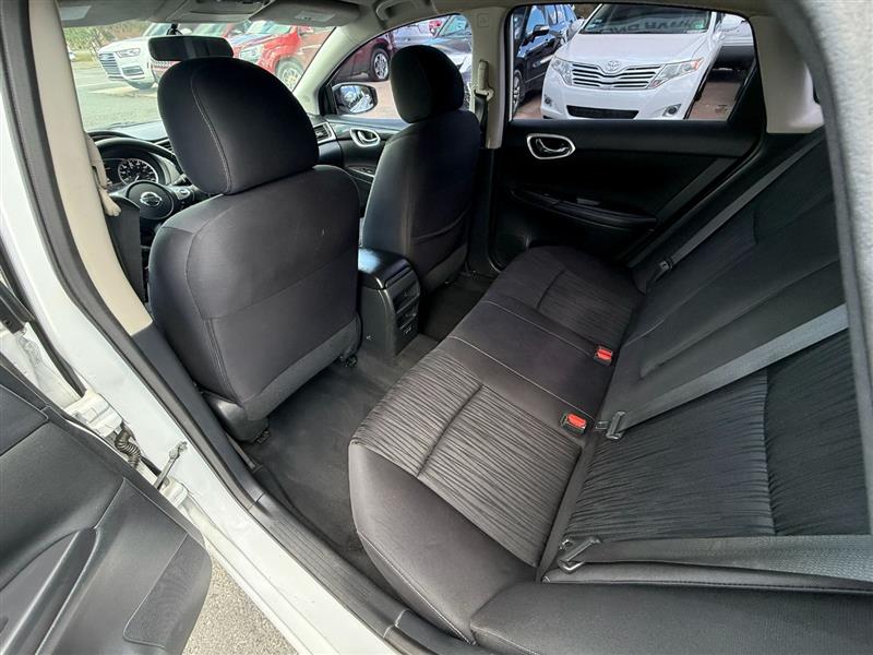 2019 Nissan Sentra SV photo 24