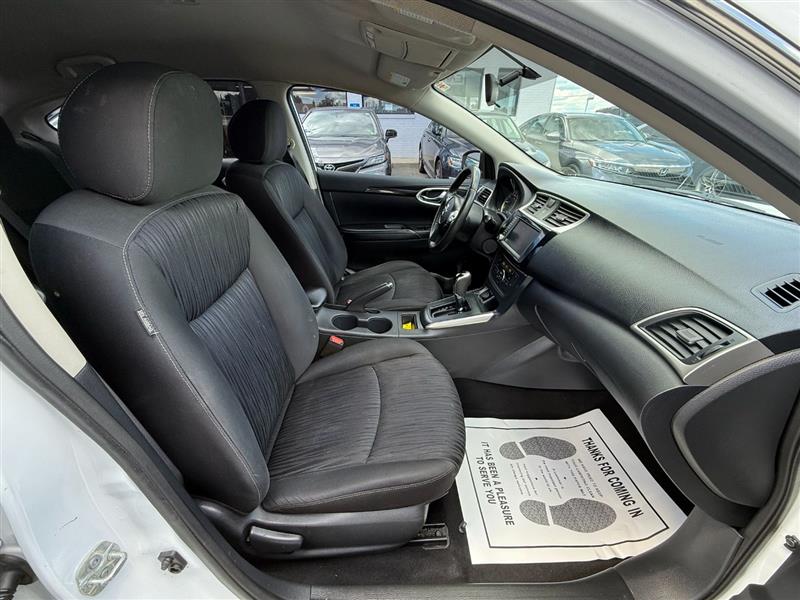 2019 Nissan Sentra SV photo 25