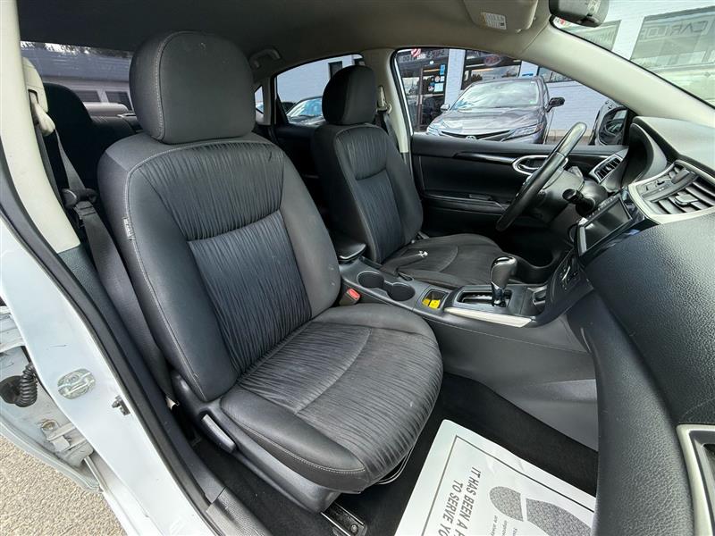 2019 Nissan Sentra SV photo 27