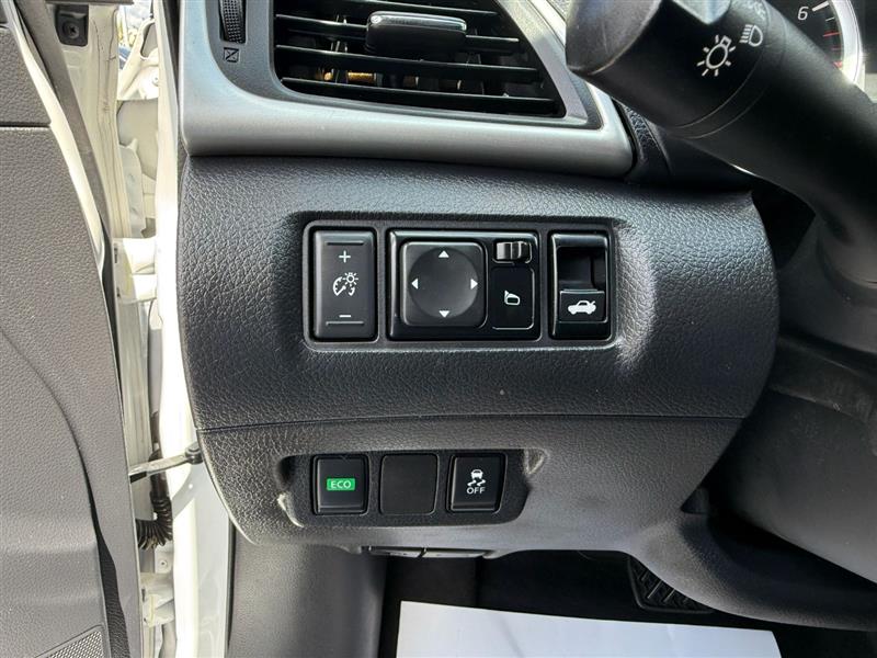 2019 Nissan Sentra SV photo 31