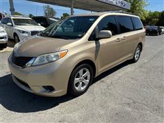 2011 TOYOTA SIENNA LE 8-Pass