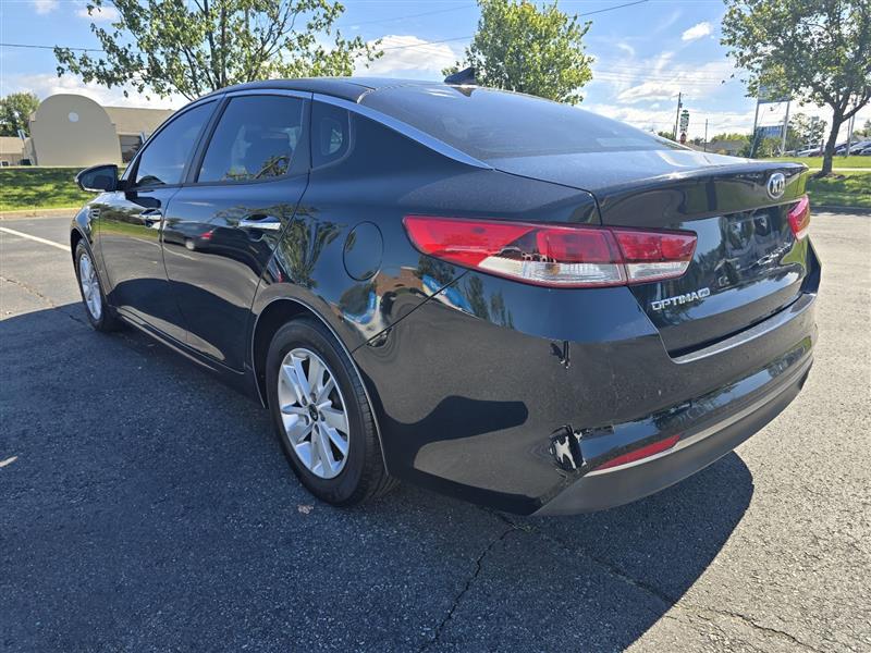 2016 Kia Optima LX photo 5