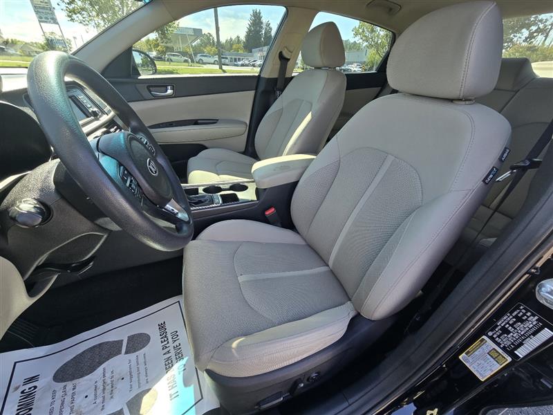 2016 Kia Optima LX photo 17