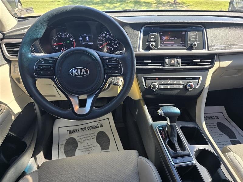 2016 Kia Optima LX photo 13