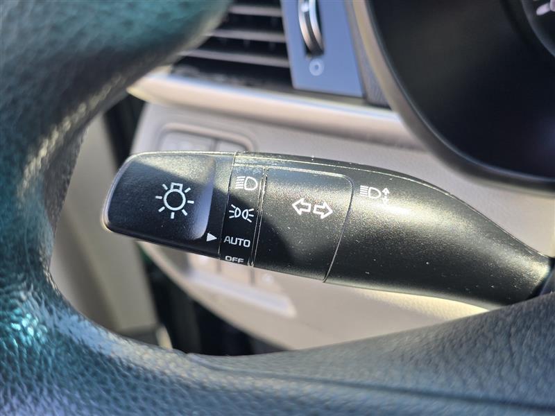 2016 Kia Optima LX photo 37