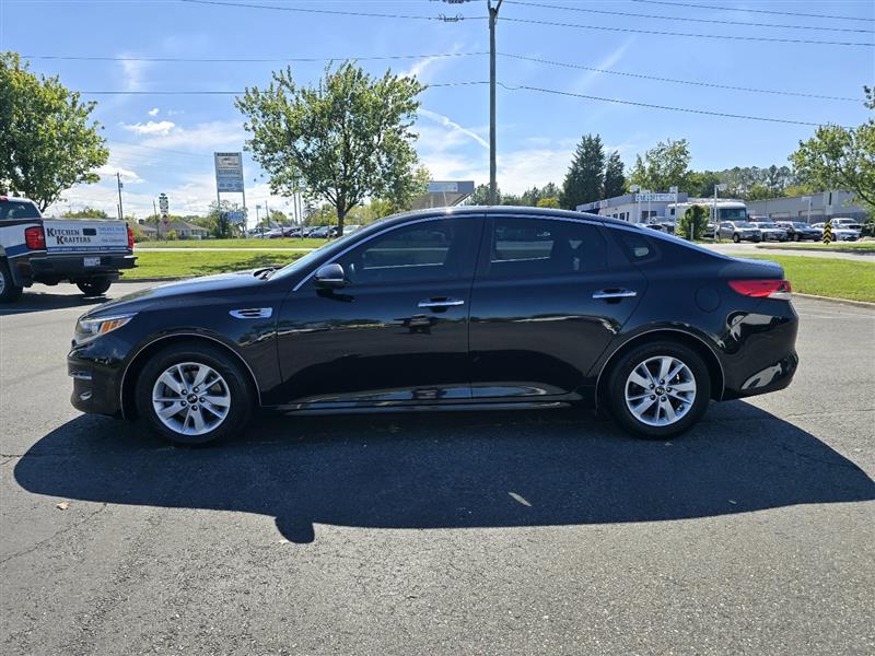 2016 Kia Optima LX photo 7