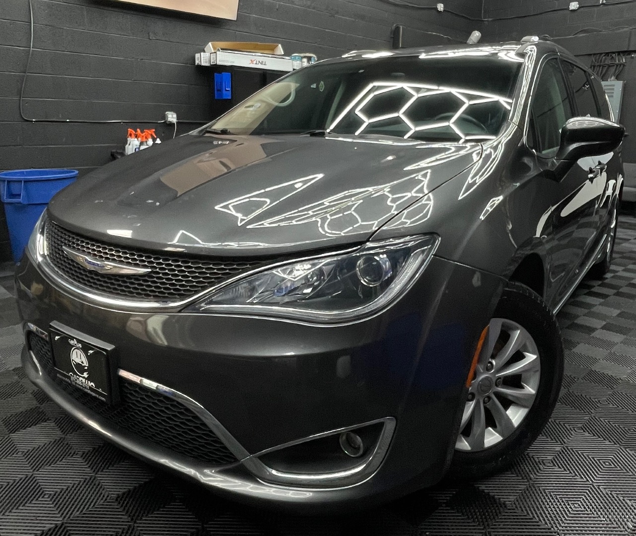 2018 Chrysler Pacifica Touring L Plus's photo