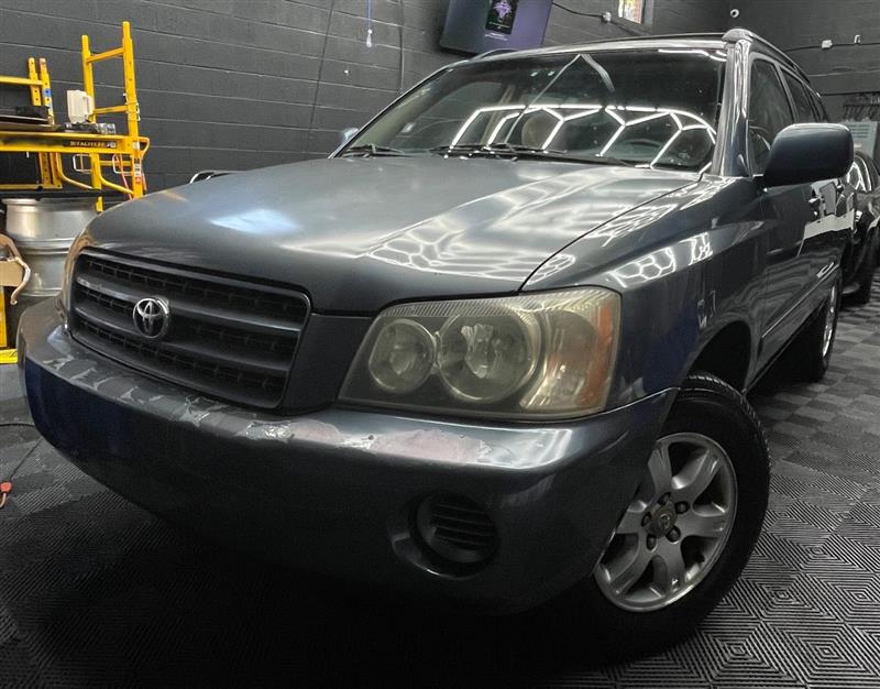 2002 TOYOTA HIGHLANDER 
