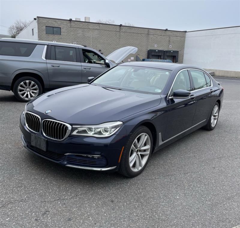 2016 BMW 7 SERIES 750i xDrive